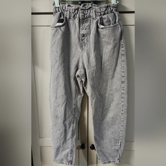 Zara High Rise Paperbag Tapered Ankle Jean Sz 4 - Picture 3 of 6